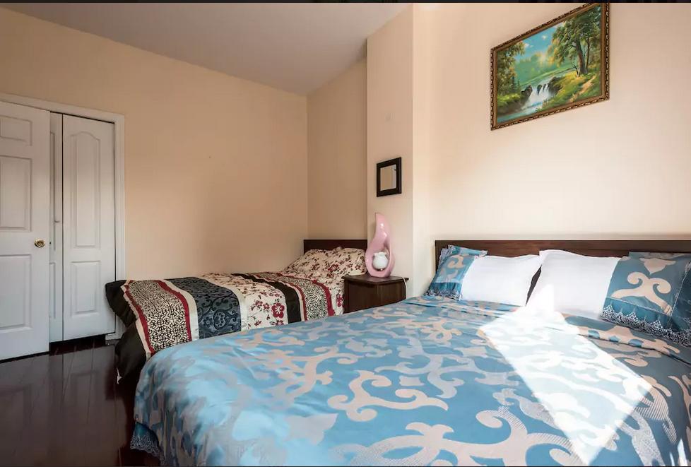 Lili Garden Торонто Экстерьер фото