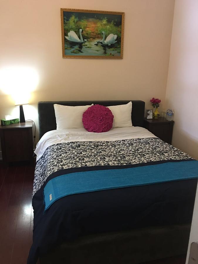 Lili Garden Торонто Экстерьер фото
